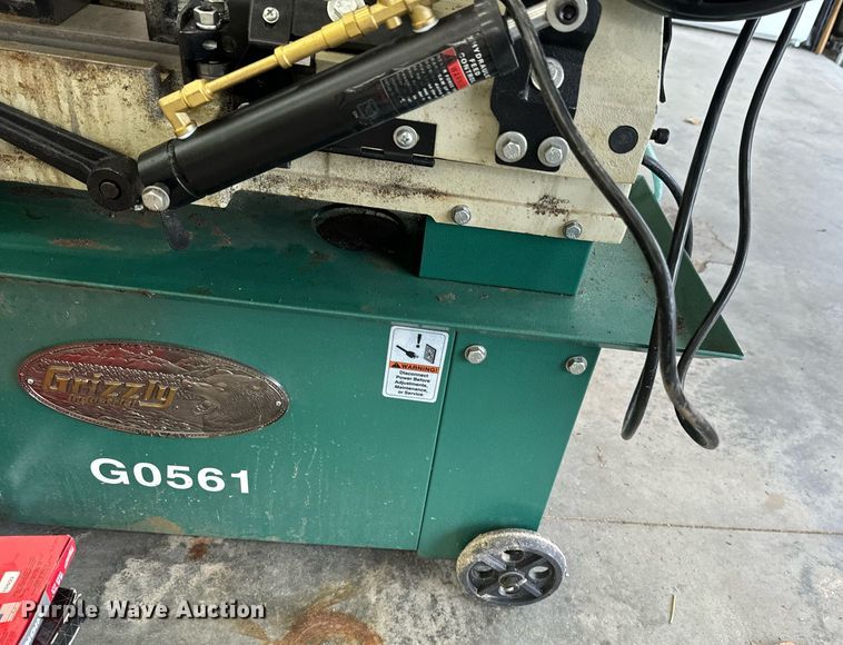image for item DU9614 Grizzly G0561 metal cutting band saw