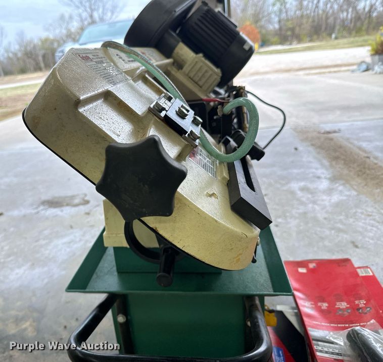 image for item DU9614 Grizzly G0561 metal cutting band saw