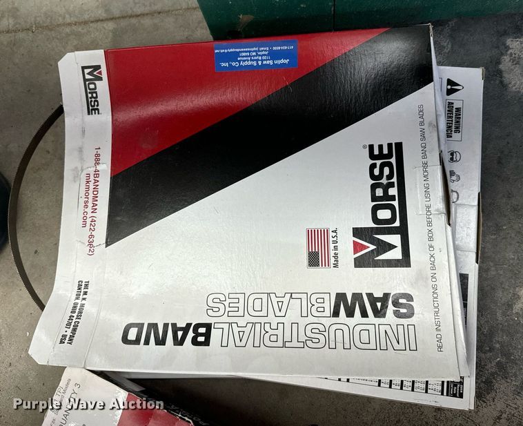 image for item DU9614 Grizzly G0561 metal cutting band saw