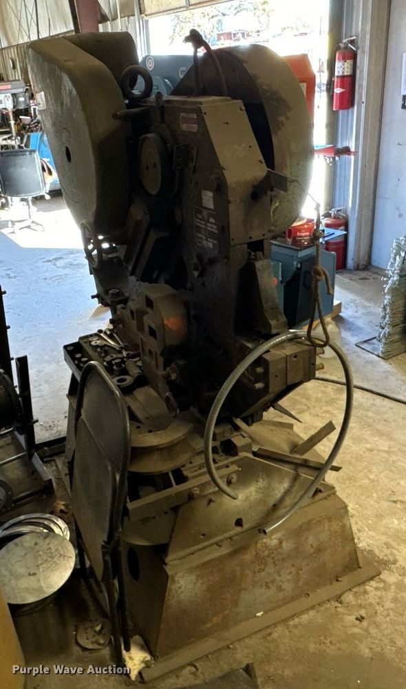 image for item DU9623 Peddinghaus 210A/13 iron worker