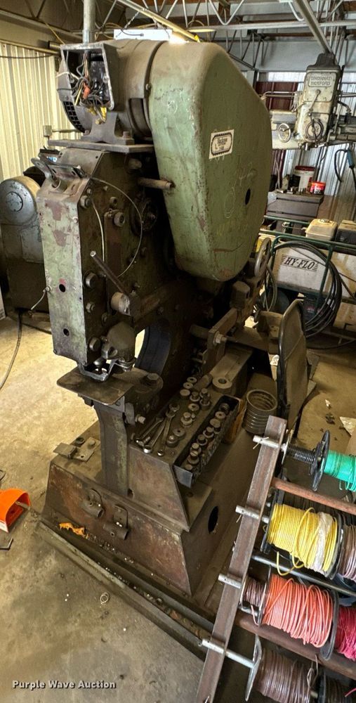 image for item DU9623 Peddinghaus 210A/13 iron worker