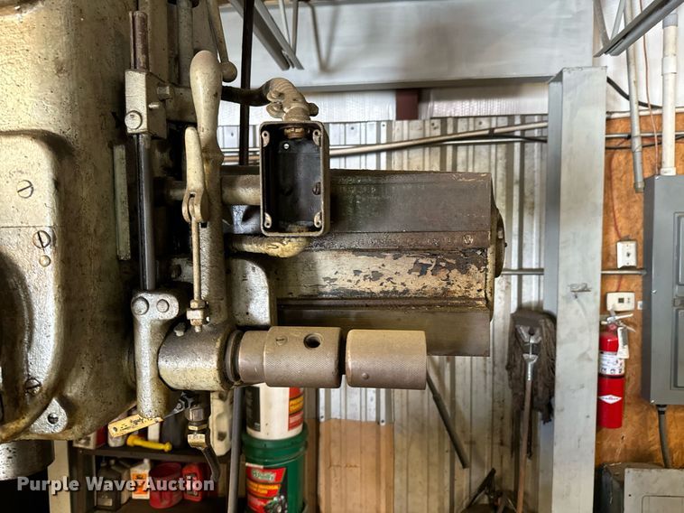 image for item DU9624 Cincinnati Bickford drill press