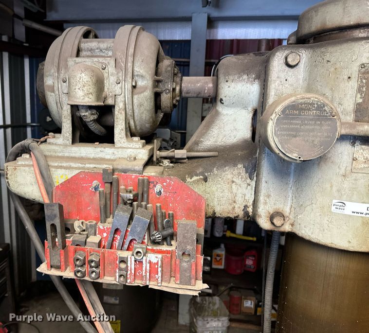 image for item DU9624 Cincinnati Bickford drill press