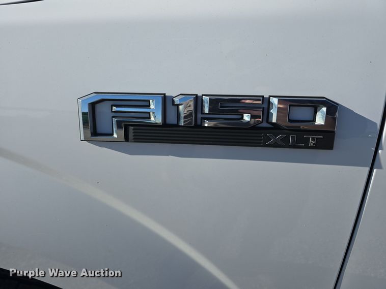 image for item DV0030 2016 Ford F150 SuperCrew pickup truck