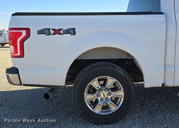 image for item DV0030 2016 Ford F150 SuperCrew pickup truck