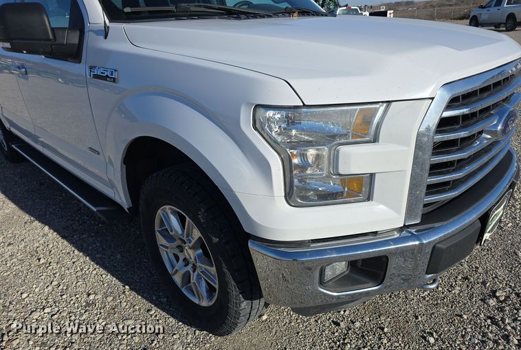 image for item DV0030 2016 Ford F150 SuperCrew pickup truck