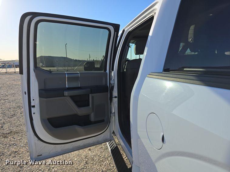 image for item DV0030 2016 Ford F150 SuperCrew pickup truck