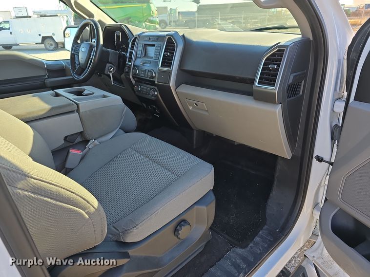 image for item DV0030 2016 Ford F150 SuperCrew pickup truck