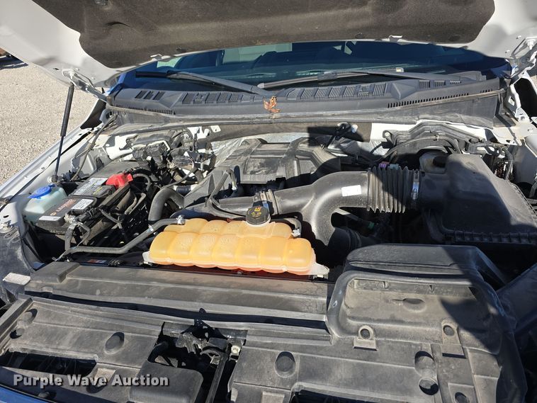 image for item DV0030 2016 Ford F150 SuperCrew pickup truck