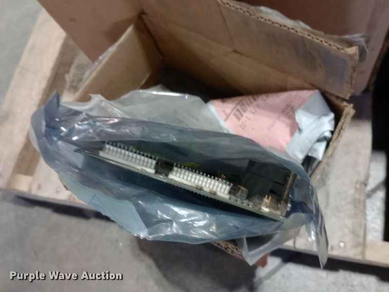 image for item DW0858 2006 Retro Systems SH60-EBSD CNC plasma table 