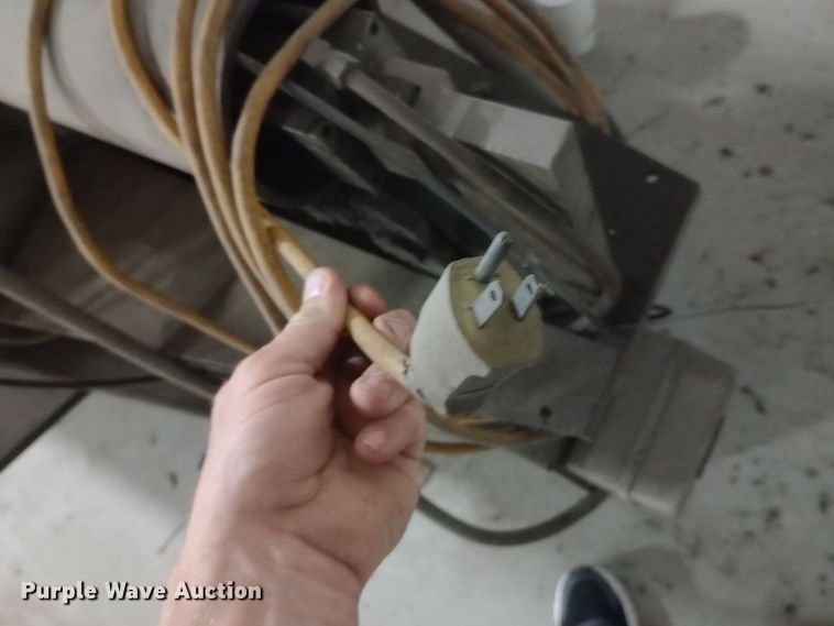 image for item DW0882 Hem V100 band saw