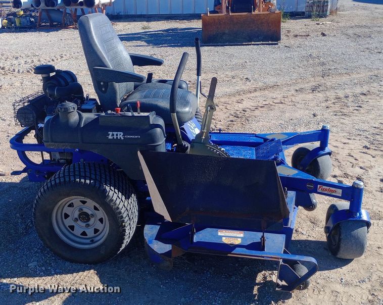 image for item DW0884 Dixon  Silvertip ZTR lawn mower