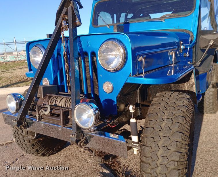 image for item DW0937 1954 Willys Jeep SUV