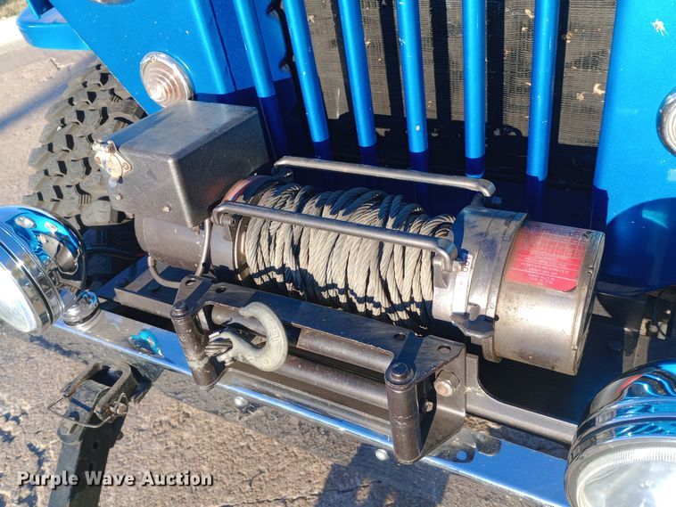 image for item DW0937 1954 Willys Jeep SUV