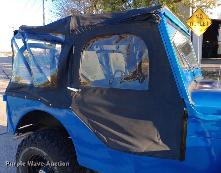 image for item DW0937 1954 Willys Jeep SUV