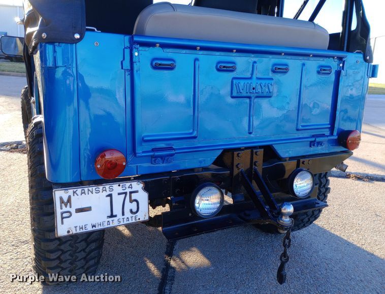 image for item DW0937 1954 Willys Jeep SUV