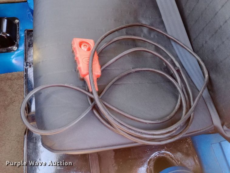 image for item DW0937 1954 Willys Jeep SUV