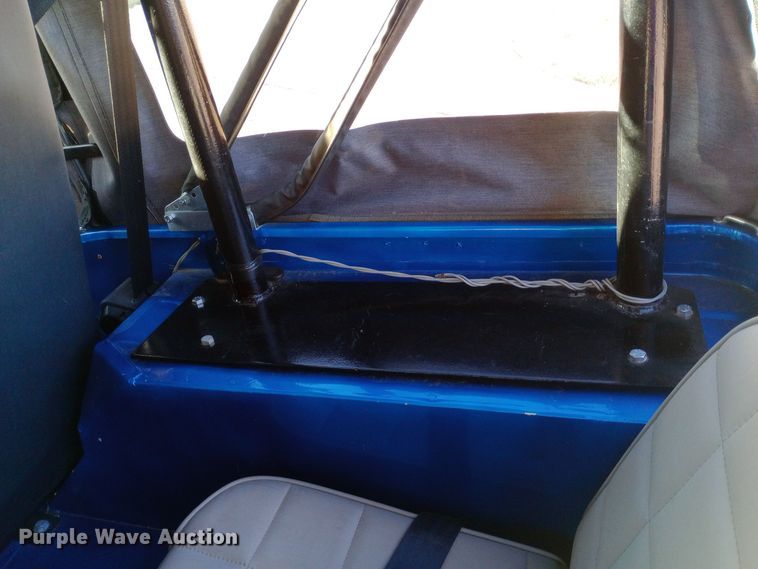 image for item DW0937 1954 Willys Jeep SUV