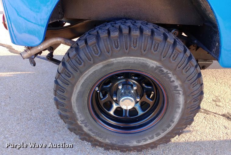 image for item DW0937 1954 Willys Jeep SUV