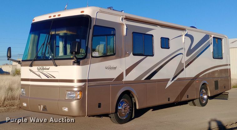 image for item DW0938 2001 Monaco Diplomat  RV