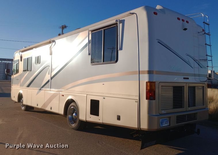 image for item DW0938 2001 Monaco Diplomat  RV