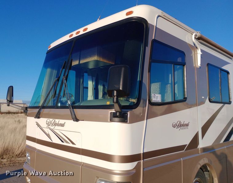 image for item DW0938 2001 Monaco Diplomat  RV