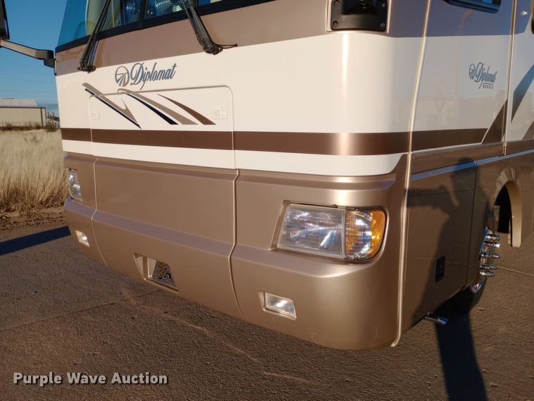 image for item DW0938 2001 Monaco Diplomat  RV