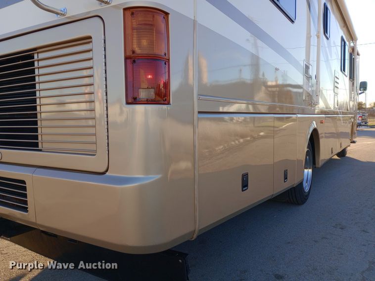 image for item DW0938 2001 Monaco Diplomat  RV