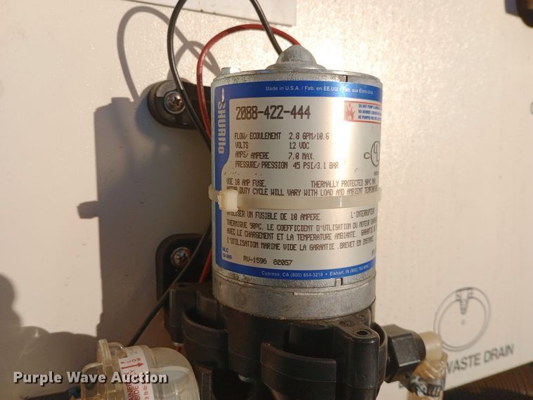 image for item DW0938 2001 Monaco Diplomat  RV