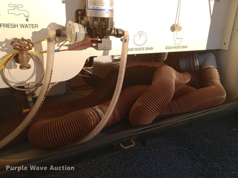 image for item DW0938 2001 Monaco Diplomat  RV