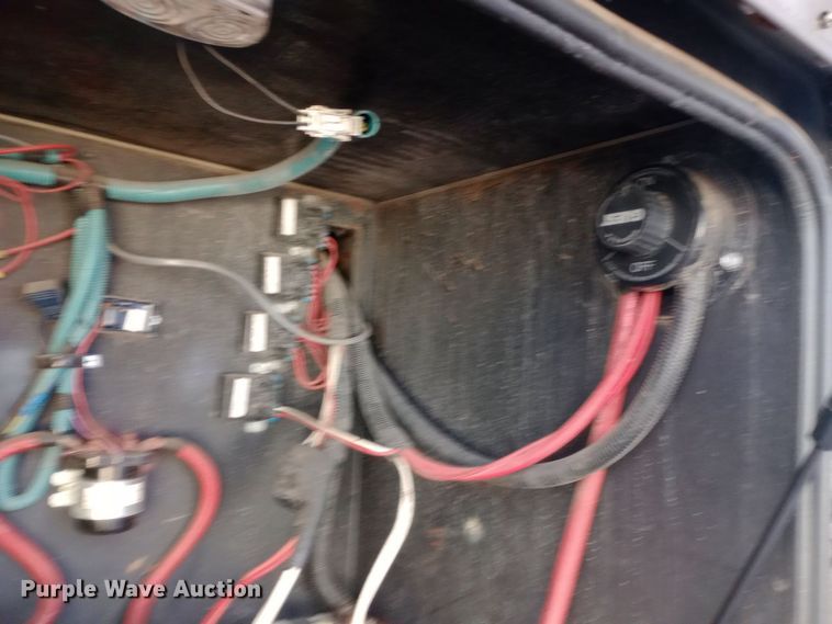 image for item DW0938 2001 Monaco Diplomat  RV