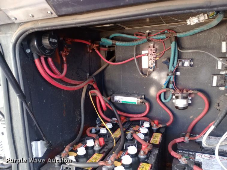 image for item DW0938 2001 Monaco Diplomat  RV