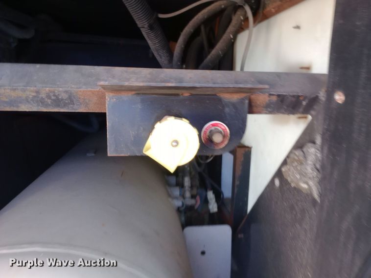 image for item DW0938 2001 Monaco Diplomat  RV