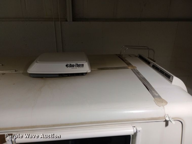 image for item DW0938 2001 Monaco Diplomat  RV