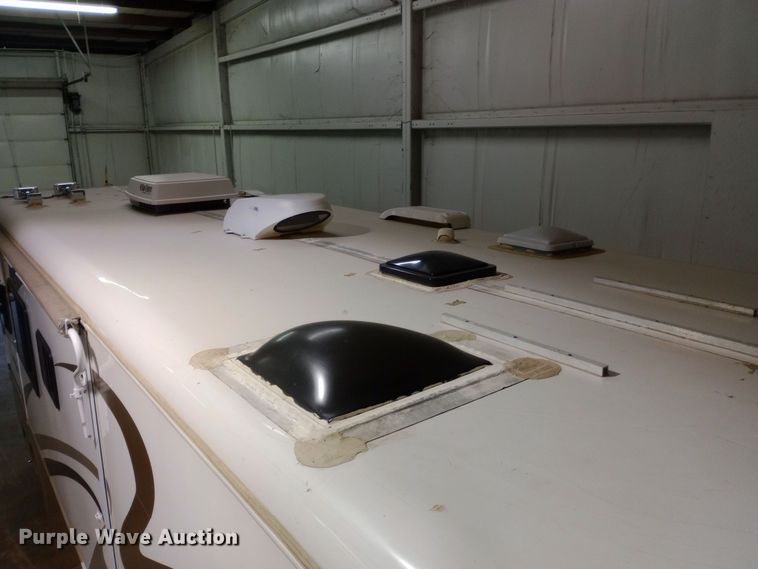 image for item DW0938 2001 Monaco Diplomat  RV