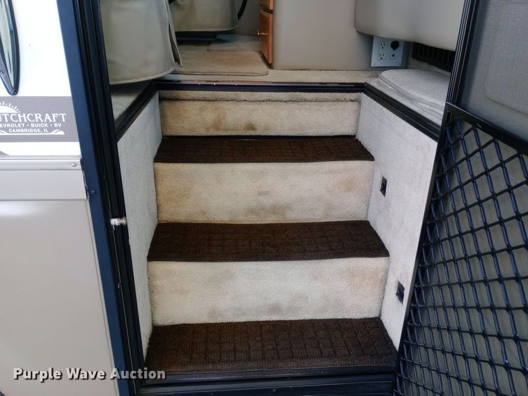 image for item DW0938 2001 Monaco Diplomat  RV