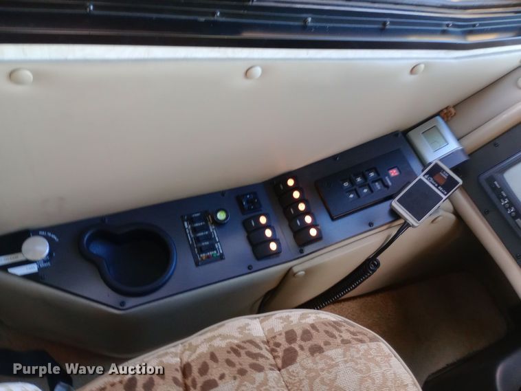 image for item DW0938 2001 Monaco Diplomat  RV