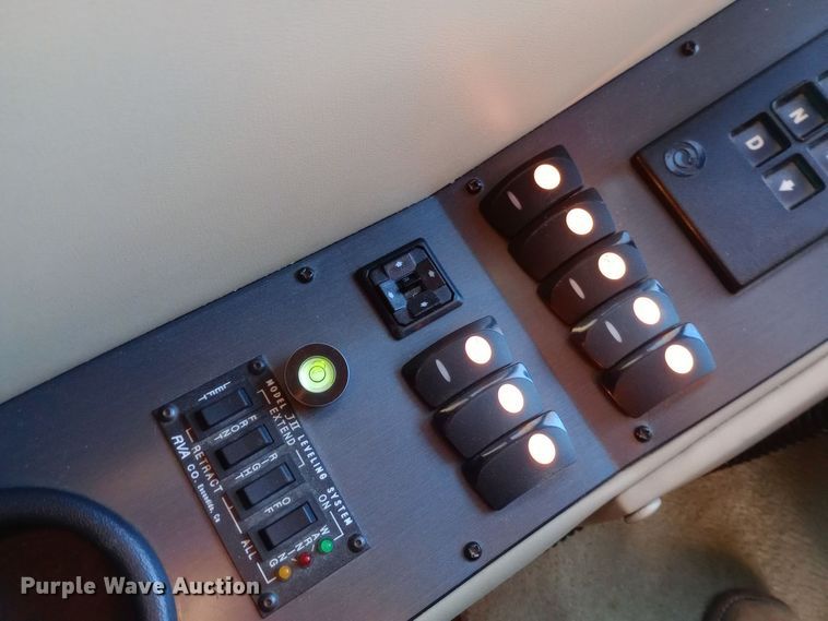 image for item DW0938 2001 Monaco Diplomat  RV