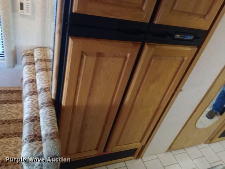 image for item DW0938 2001 Monaco Diplomat  RV