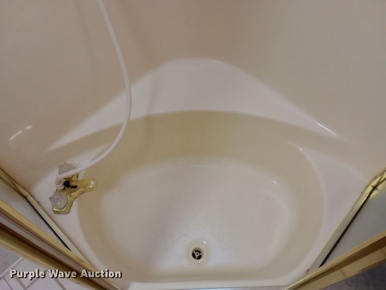 image for item DW0938 2001 Monaco Diplomat  RV