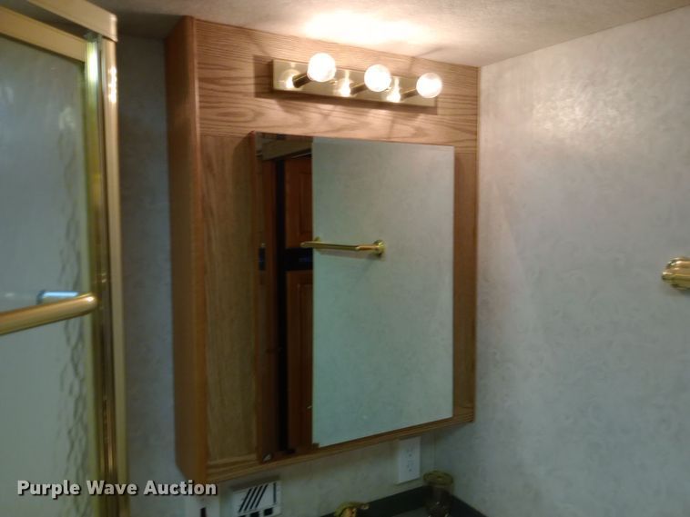 image for item DW0938 2001 Monaco Diplomat  RV