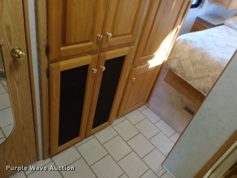 image for item DW0938 2001 Monaco Diplomat  RV