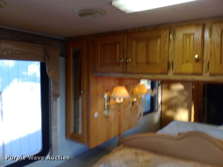 image for item DW0938 2001 Monaco Diplomat  RV