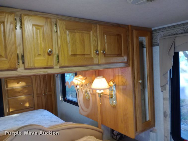 image for item DW0938 2001 Monaco Diplomat  RV