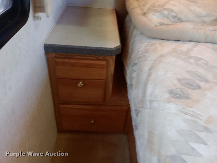 image for item DW0938 2001 Monaco Diplomat  RV