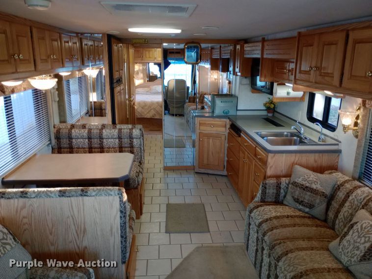 image for item DW0938 2001 Monaco Diplomat  RV