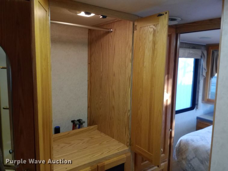 image for item DW0938 2001 Monaco Diplomat  RV