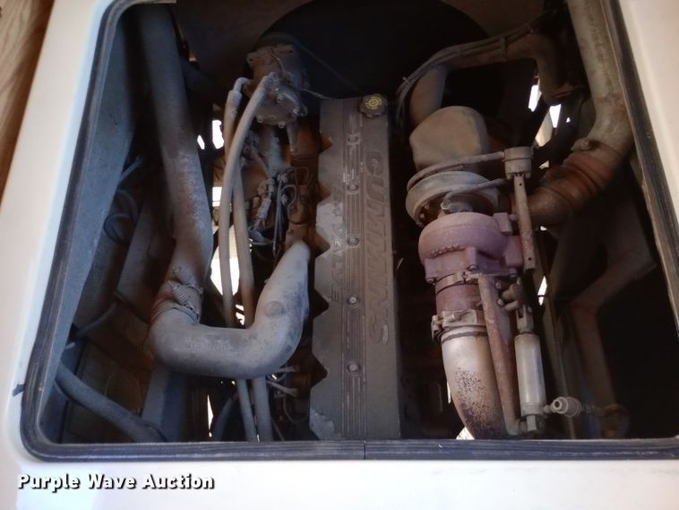 image for item DW0938 2001 Monaco Diplomat  RV