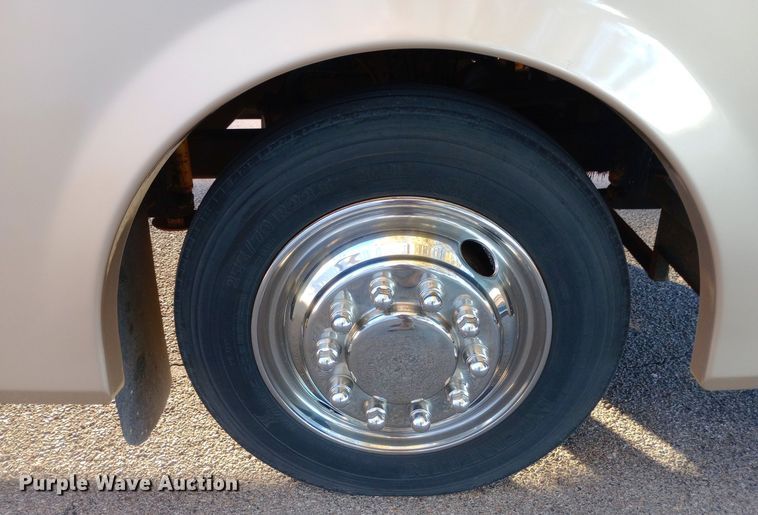 image for item DW0938 2001 Monaco Diplomat  RV