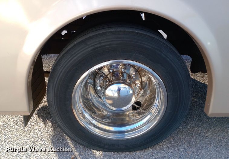 image for item DW0938 2001 Monaco Diplomat  RV